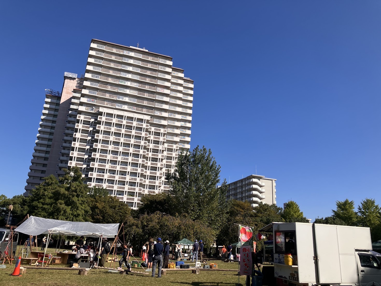 尾久の原公園のpark:motto会場の様子